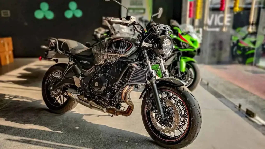 Kawasaki Z650RS 2025